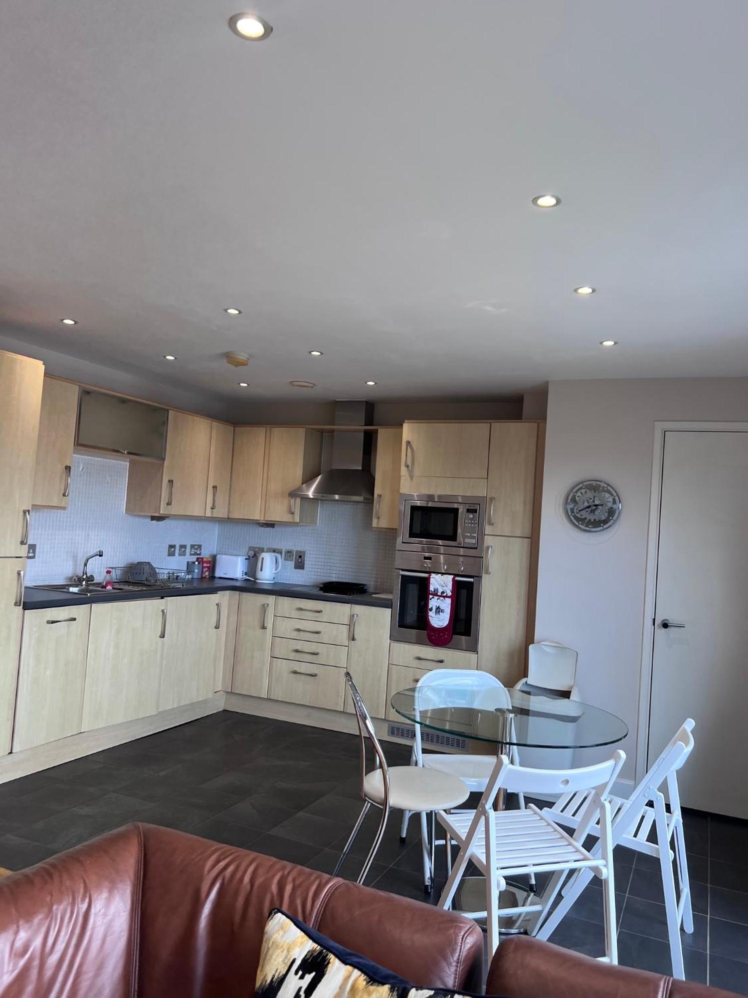 Great City Centre Getaway Apartment 2 Bed Near The Beach And Shopping Area 斯旺西 外观 照片