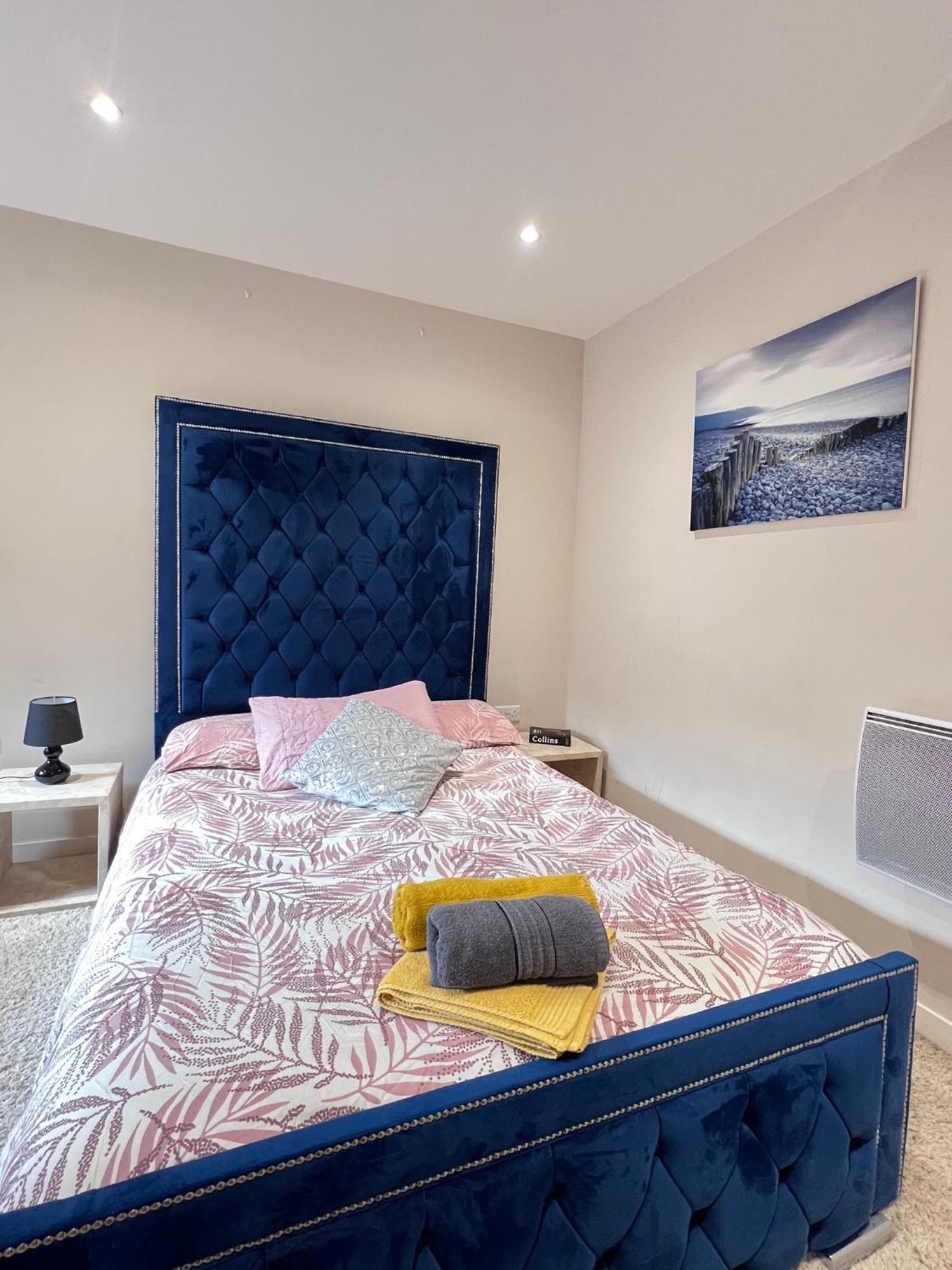 Great City Centre Getaway Apartment 2 Bed Near The Beach And Shopping Area 斯旺西 外观 照片